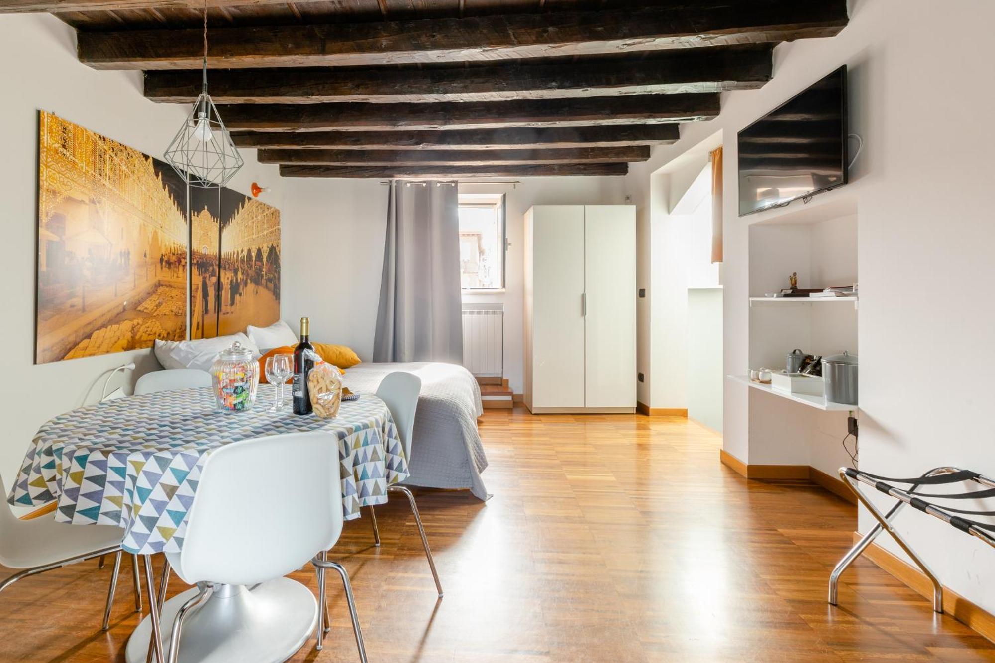 Just Here Apartments - La Mansarda Бари Екстериор снимка